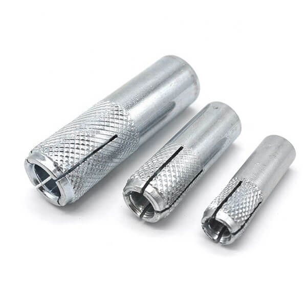 METALNA TIPLA ZA BETON M10x12x40 CET